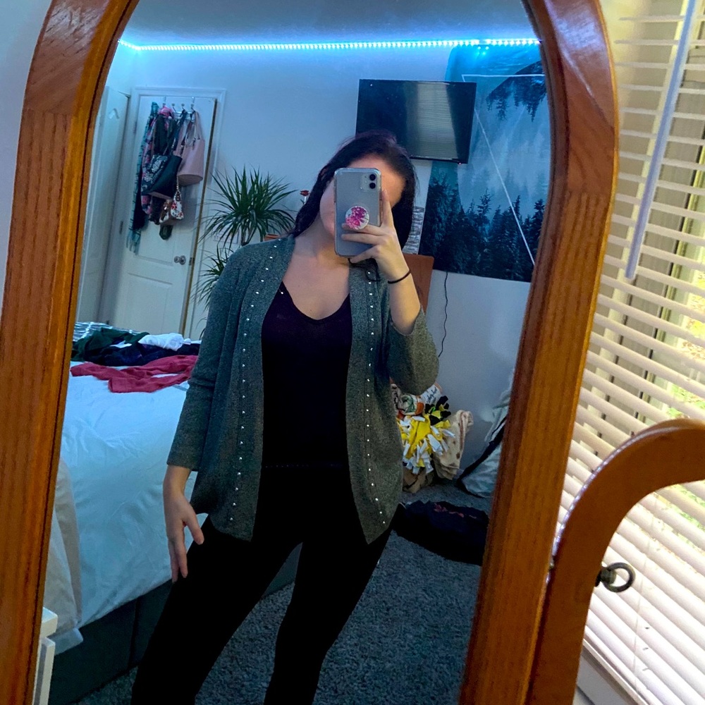 Grey cardigan